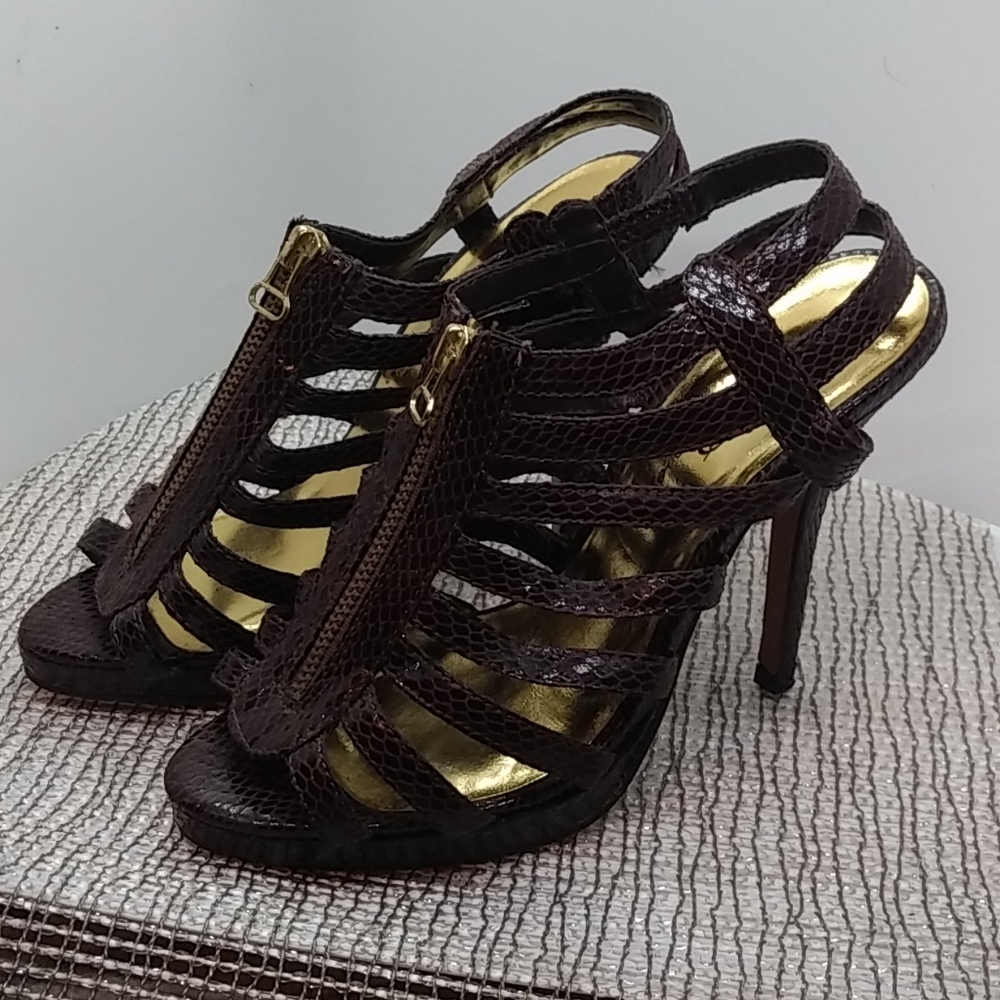 Heels by Wild Rose size: 8